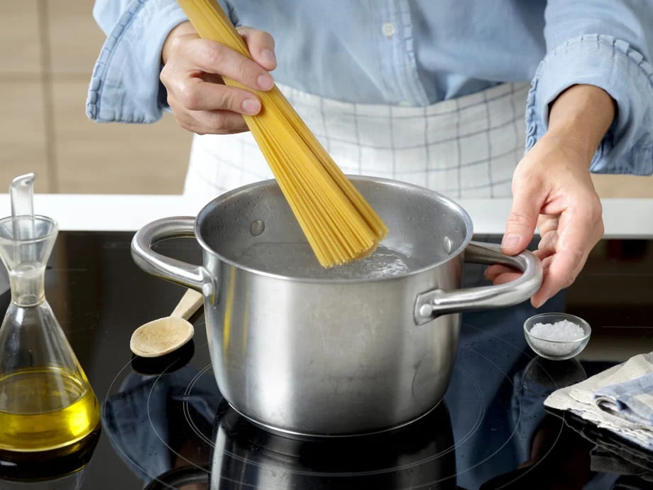 Espaguetis carbonara
